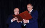 "Dəyərli dostum, fürsəti əldən buraxmayın"