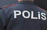 Polis əməkdaşlarını döyən qohumlar saxlanılıb