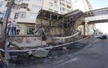 Avtomobil piyada keçidini yararsız hala saldı