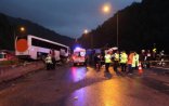 Suriyalıları daşıyan avtobus qəzaya uğradı: 9 nəfər öldü