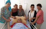 Aktrisalar Muxtar Maniyevə baş çəkdilər