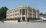 Mingəçevir Polis Şöbəsində ölən şəxsin qohumları müstəntiqi döyüb