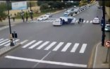 Bakıda maşın bir qrup tələbəni vurdu - Video 18+