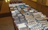 Maşını sərhədçilərin üstünə sürdü - Malları atıb qaçdı-FOTO