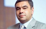 Bank rəhbəri 20 minlik iti ilə oyun izlədi — Azərbaycanda