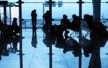 Bakı aeroportunda QIZIL QALMAQALI: çanta dizaynı aləmi qarışdırdı - FOTO