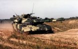 Müharibə başladı?-Ermənilər tanklardan atəş açır