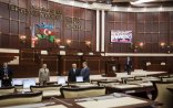 Poroşenko Oqtay Əsədovla görüşüb