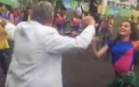 Azərbaycanlı məmur braziliyalı qızlarla rəqs etdi - Video