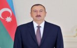 İlham Əliyev 247 nömrəli məktəbdə yaradılan şəraitlə tanış olub