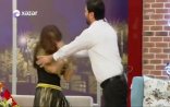 Zaur Oksanaya sillə vurdu - video