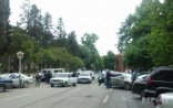 Gəncədə toy karvanında yola pul səpələndi-Tıxac yarandı