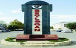 Bələdiyyə sədrinin döydüyü adamlar polisdən narazıdır – 80 yaşlı kişinin gözünü qaraltdılar