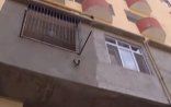 Bakıda daha bir mənzil fırıldağı - 65 min manata aldığı evə girə bilmir - VİDEO