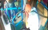 Bakıda sərnişin avtobus sürücüsünü al qana boyadı - Video