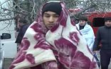 Yorğana bürünüb qaçdı - ÜRƏKPARÇALAYAN FOTO
