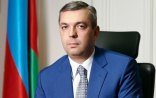 Ramiz Mehdiyev Samir Nuriyevi kollektivə təqdim etdi