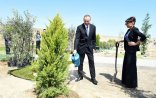 Prezident və ailəsi ağacəkmə kampaniyasında - Foto