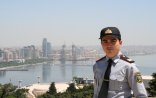 Bakıda hər kəs bu polisdən danışır:  Bakıda avtobusda ŞOK HADİSƏ