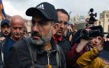 Paşinyan oğlunu Qarabağa – ön cəbhəyə yolladı