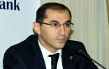 Erməni nazir Azərbaycan qızıllarını oğurlayır