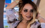 “Gecəmə yarım milyon verirlər” deyən aparıcını efirdə “topa tutdular” – VİDEO