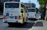 Bakıda təhlükəli avtobus şütüyür, diqqət yetirən isə yoxdur
