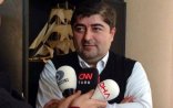 Baş redaktor insult keçirdi - 2 gündür, komadadır