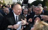 Əliyev Ağsuda sakinlərlə görüşüb - Ərizələrini qəbul edib +Fotolar