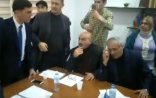 İsgəndər Həmidov Tural Abbaslını vurmaq istədi - Rəhim Qazıyev isə...+ Video