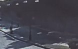 Bakıda maşın sürüşdü, yolu süpürən işçini vurub öldürdü - VİDEO