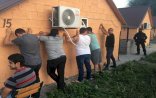 “Lotu Quli”yə ad günü şoku - Polis məclisə hücum etdi - FOTO