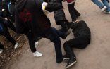 Sözləri çəp gəldi, keçmiş məhkum yoldaşının boğazını kəsdi - Bakıda qanlı olay