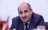 Daha bir deputatın adı borc qalmaqalında hallanır: 