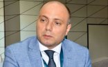 Nazir əvəzi sabiq bələdiyyə sədrinin qızını işdən çıxardı — FOTO