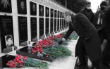 ABŞ-ın Azərbaycandakı səfiri Şəhidlər xiyabanını ziyarət edib