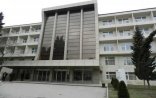 Tibbi sığorta ilə gələn xəstəyə barmaq göstərdilər - 