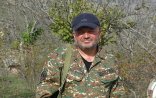 Erməni zabit: Azərbaycan əsgərindən icazə alırıq