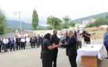 Lerikdə Vətən müharibəsində şəhid olmuş Babayev Çingiz Sulduz oğlunun ailəsinə çoxmənzilli yaşayış binasında yeni mənzilin açarları təqdim edildi
