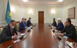 Şeyxülislam Allahşükür Paşazadə​​​​​​​ Qazaxıstanın Dövlət katibi ilə görüşüb