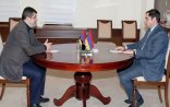 Paşinyan Moskvada sülh vəd edərkən separatçı Araik əski parçasıyla İrəvana gəldi...-FOTO