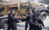 Azərbaycanda yasda polisə xəsarət yetirildi