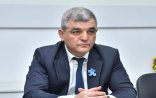 Məktəbli formaları pulsuz paylanmalıdır - Fazil Mustafa