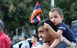 Zabuxdan salamat buraxdığımız Andranik oğlu ilə birgə Xankəndində mitinqdə…-FOTO 
