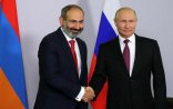 Putin Paşinyanla görüşdü –