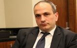 “Ölkədə minlərlə “şaftalı” sözünü düzgün yaza bilən yaltaq var”