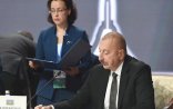 Prezident Makrondan danışdı: “Küçə leksikonundan istifadə edir”