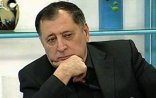 Heydərov gecə saat 2-də yığır ki, dur gəl... – Vəziroğlu
