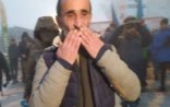 Kömək istəyən erməni sakinə yemək, siqaret verilib, Şuşadan Xankəndiyə yola salınıb