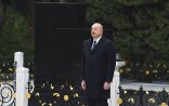 İlham Əliyev Heydər Əliyevin məzarını ziyarət etdi - Fotolar